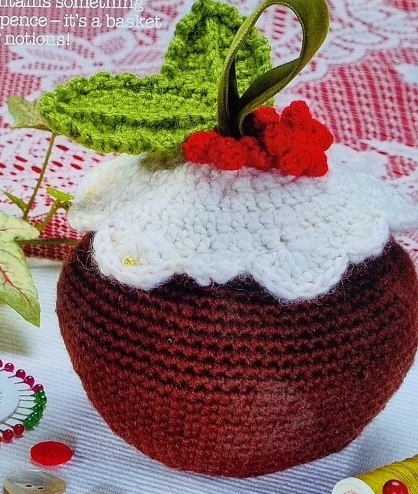 Christmas knitting patterns Santa Gingerbread Man Christmas Pudding